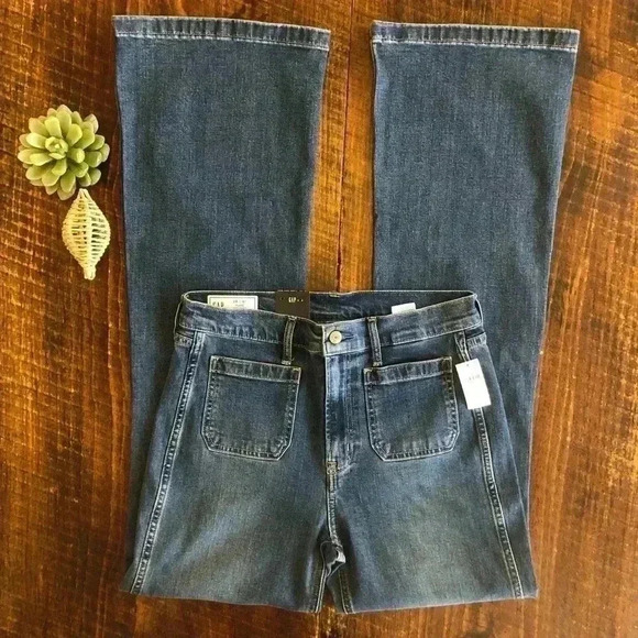💙GAP | Flare High-Rise Jeans - NWT - Picture 1 of 7